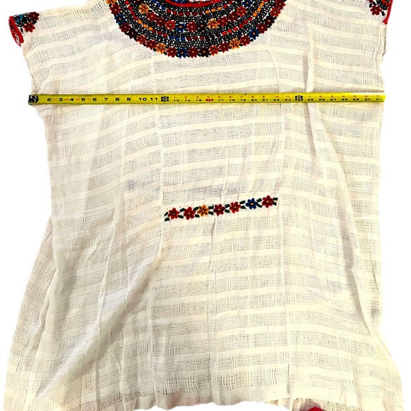🍎Hand made Woven HUIPIL de Cobanb Guatamala Blouse🌸 One size fits all. - Picture 7 of 8